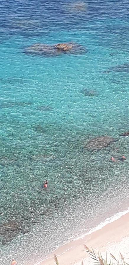 Le Camere Di Libero E Roberta Parghelia Buitenkant foto