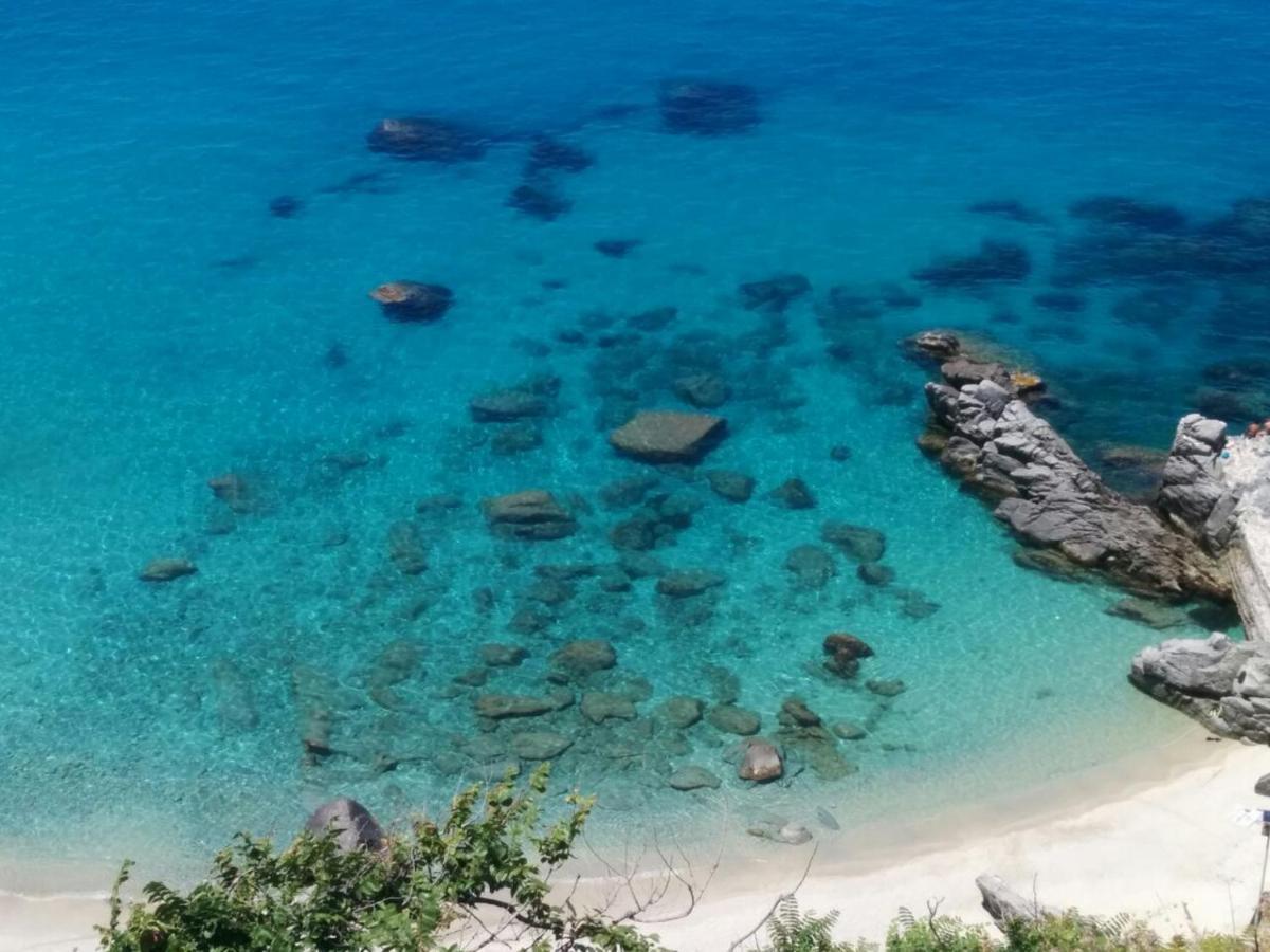 Le Camere Di Libero E Roberta Parghelia Buitenkant foto